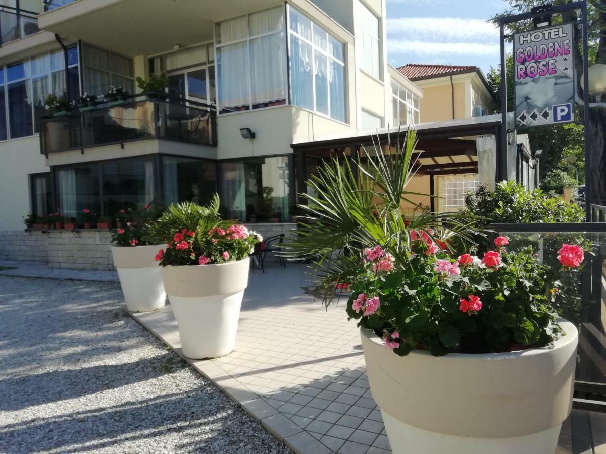 Hotel Goldene Rose Rímini Exterior foto